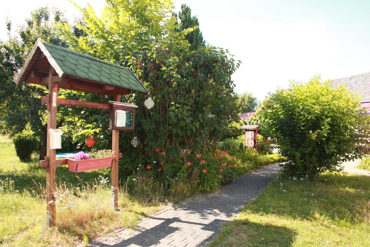 Pension New Nomads Zesch Extérieur photo
